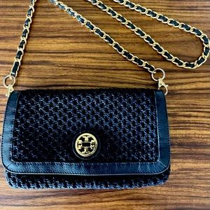 Tory Burch black shoulder purse with gold chain
